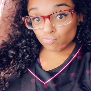 Meet your Posher, Natasha